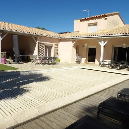 De Charme Avec Piscine Et Jardin En Bord De Saint-Cyprien (Pyrenees-Orientales)